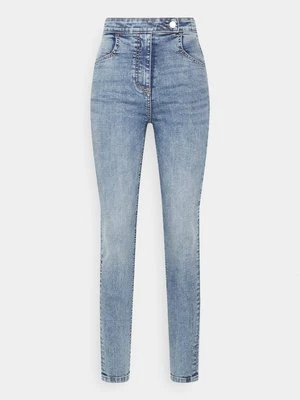 Jeansy Skinny Fit b.Young