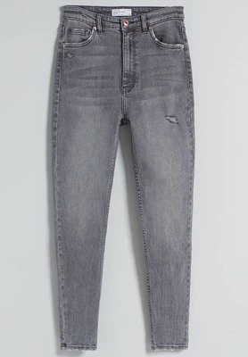 Jeansy Skinny Fit Bershka