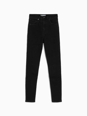 Zdjęcie produktu Jeansy Skinny Fit Bershka