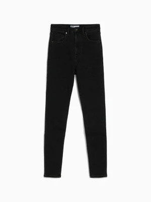 Jeansy Skinny Fit Bershka czarny