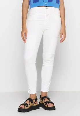Jeansy Skinny Fit closed