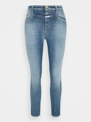Jeansy Skinny Fit Closed niebieski
