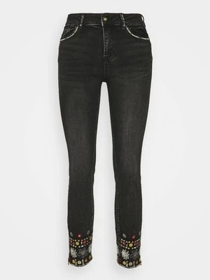 Zdjęcie produktu Jeansy Skinny Fit Desigual