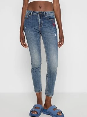 Jeansy Skinny Fit Desigual