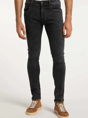 Jeansy Skinny Fit dreimaster