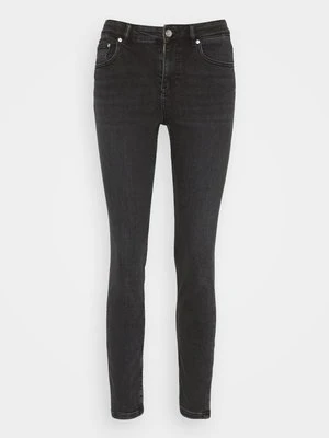 Jeansy Skinny Fit Gina Tricot