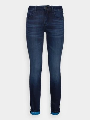 Jeansy Skinny Fit Guess