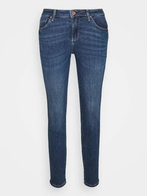 Jeansy Skinny Fit Guess