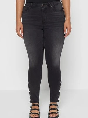 Jeansy Skinny Fit ONLY Carmakoma