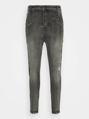 Jeansy Skinny Fit SikSilk