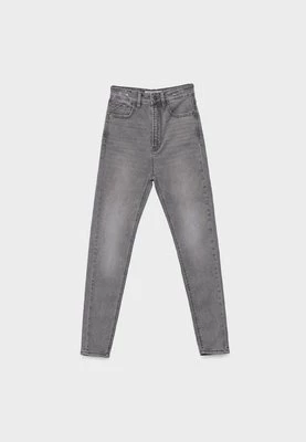 Jeansy Skinny Fit Stradivarius