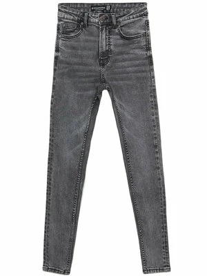 Jeansy Skinny Fit Stradivarius