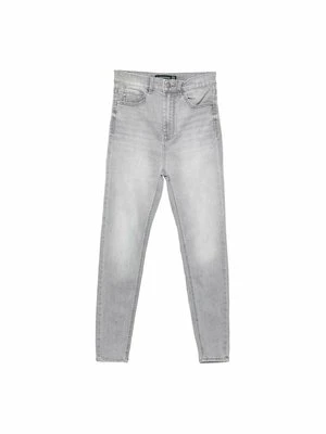 Jeansy Skinny Fit Stradivarius