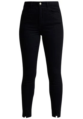 Jeansy Skinny Fit Vero Moda