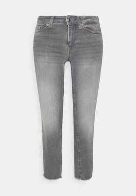 Jeansy Skinny Fit Vero Moda Petite