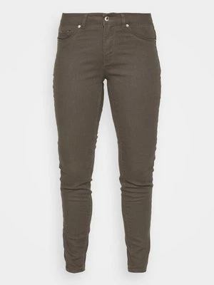 Jeansy Skinny Fit Vero Moda Petite