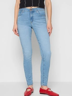 Jeansy Skinny Fit Wrangler