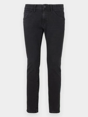 Jeansy Skinny Fit Wrangler