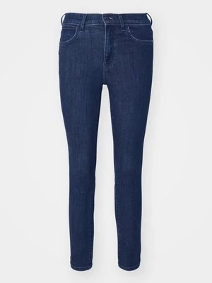 Jeansy Skinny Fit Wrangler
