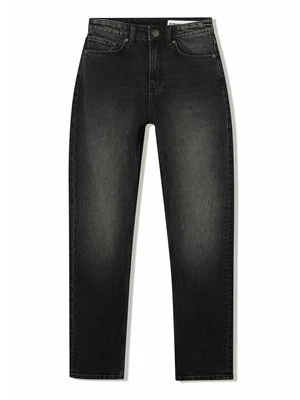 Jeansy Slim Fit Bershka