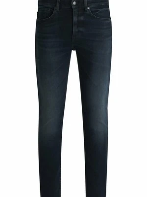 Jeansy Slim Fit Boss