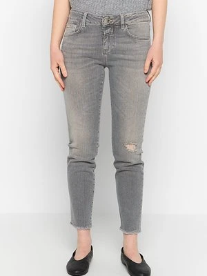 Jeansy Slim Fit closed