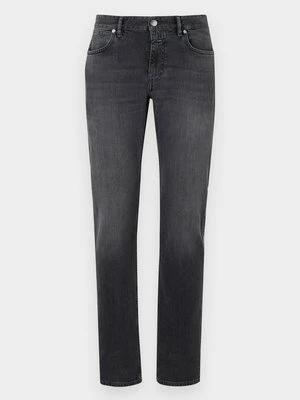 Jeansy Slim Fit closed