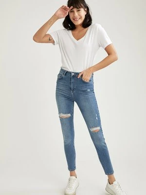 Jeansy Slim Fit DeFacto