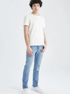 Jeansy Slim Fit DeFacto