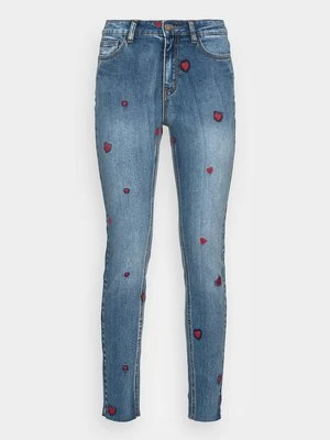 Jeansy Slim Fit Desigual