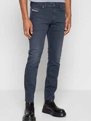 Jeansy Slim Fit Diesel