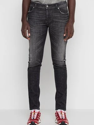 Jeansy Slim Fit Diesel