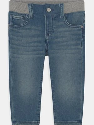 Zdjęcie produktu Jeansy Slim Fit GAP