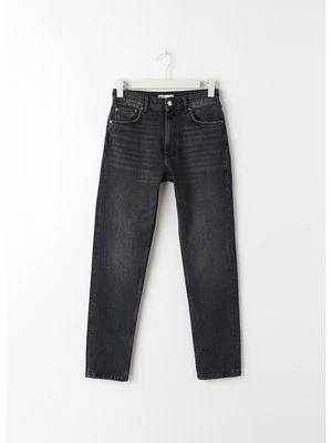 Jeansy Slim Fit Gina Tricot