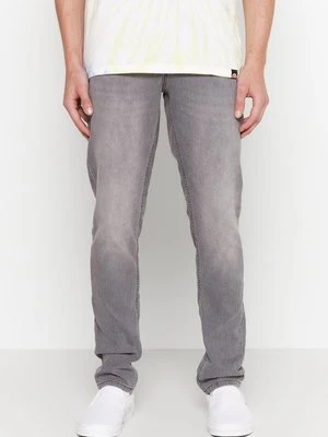 Jeansy Slim Fit jack & jones