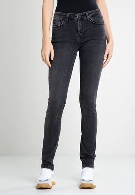 Jeansy Slim Fit LTB