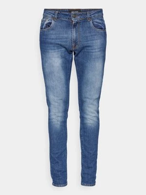 Jeansy Slim Fit Lyle & Scott