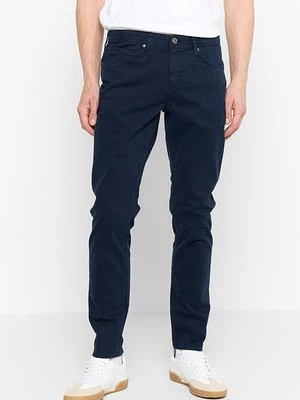 Jeansy Slim Fit McGregor