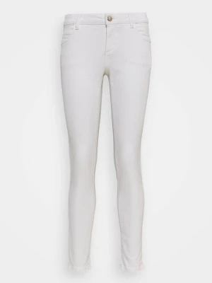 Jeansy Slim Fit Morgan mleczny