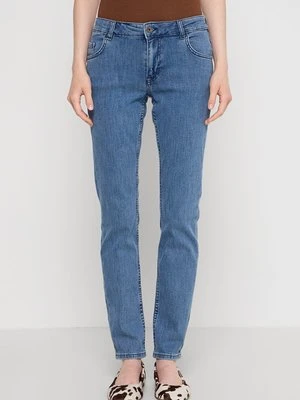 Jeansy Slim Fit mustang