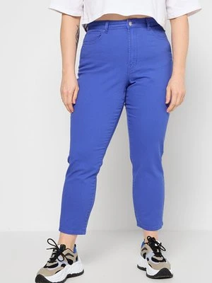 Jeansy Slim Fit ONLY Carmakoma szafirowy