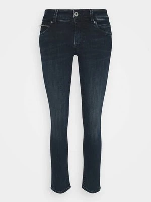 Jeansy Slim Fit Pepe Jeans