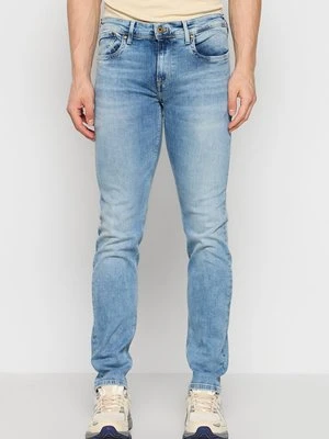 Jeansy Slim Fit Pepe Jeans