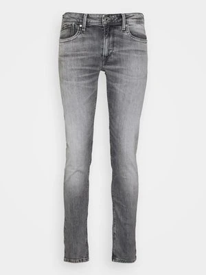 Zdjęcie produktu Jeansy Slim Fit Pepe Jeans
