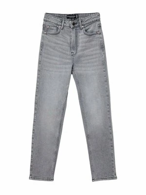 Jeansy Slim Fit Stradivarius