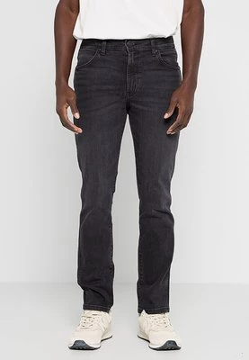 Jeansy Slim Fit Wrangler