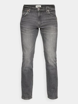 Jeansy Slim Fit Wrangler