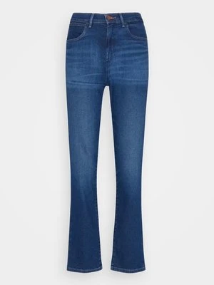 Jeansy Slim Fit Wrangler