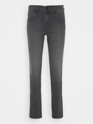 Jeansy Slim Fit Wrangler