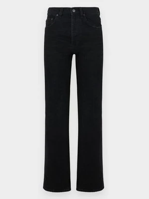Jeansy Straight Leg 032c